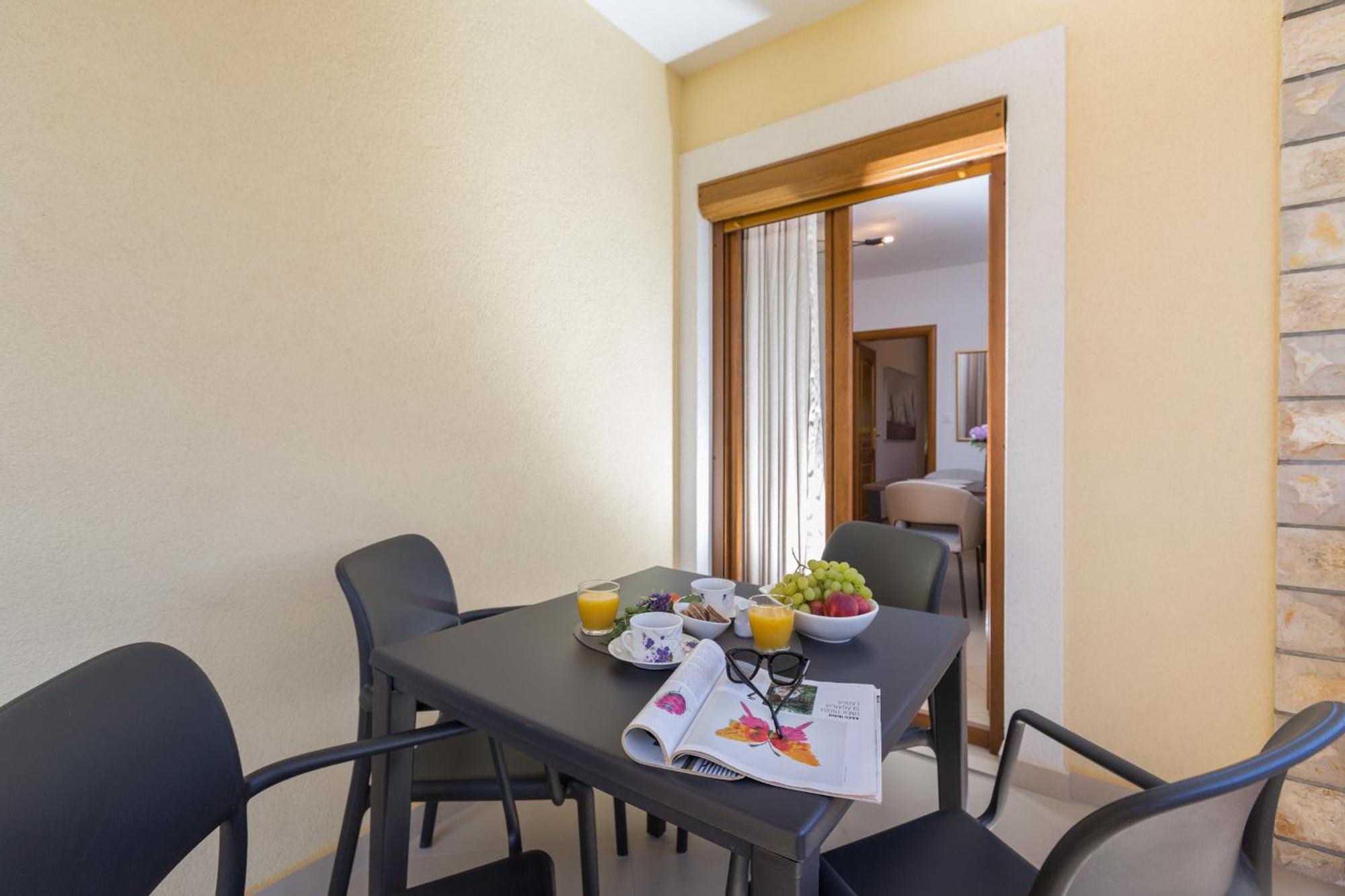 Apartments Bellissima ฟุนตานา ภายนอก รูปภาพ