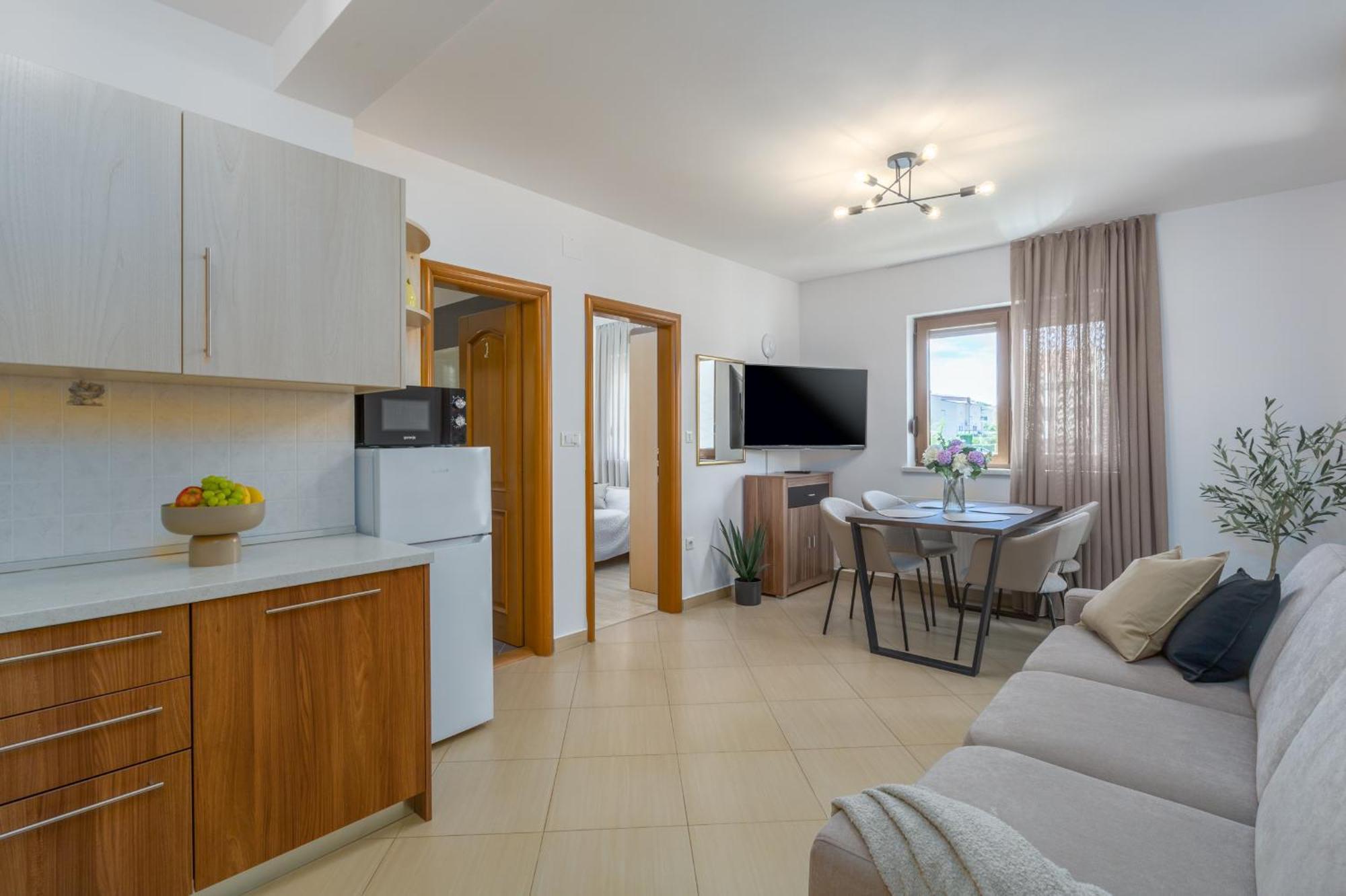 Apartments Bellissima ฟุนตานา ภายนอก รูปภาพ