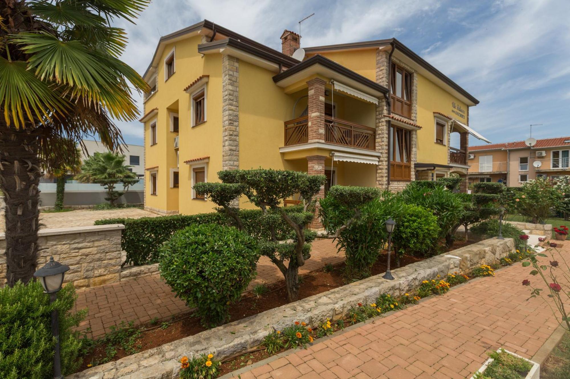 Apartments Bellissima ฟุนตานา ภายนอก รูปภาพ